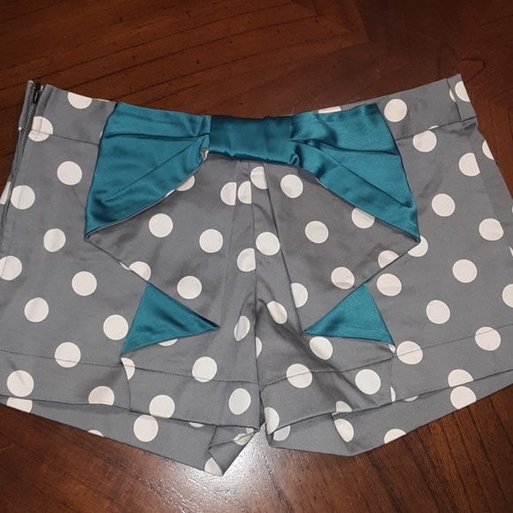Judith March polka dot shorts with bow - Picture 2 of 7